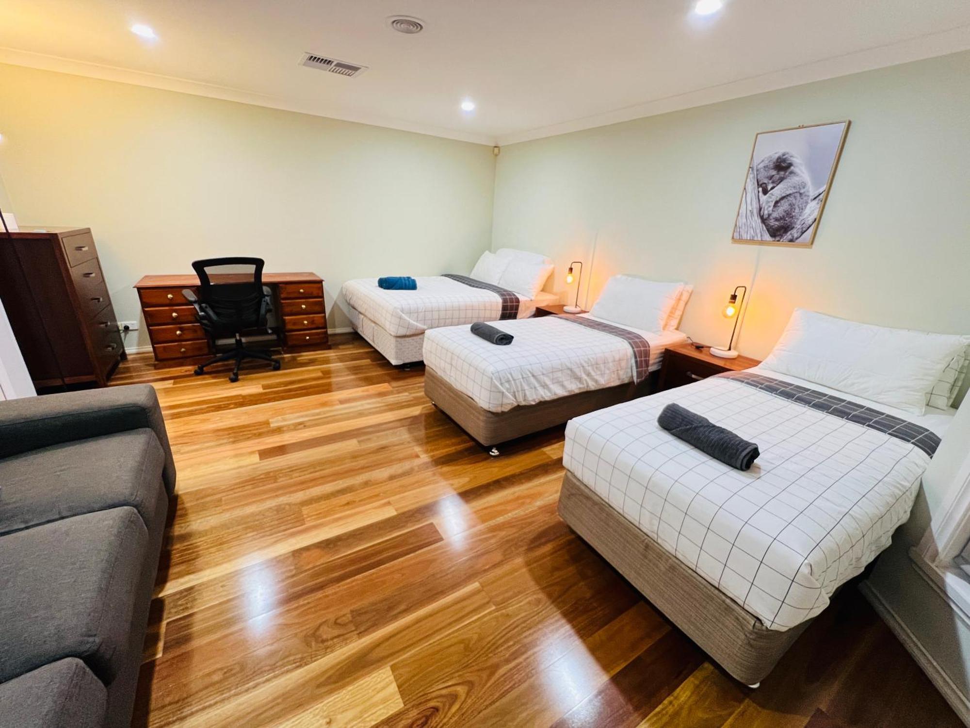 Spacious 6 Bedroom Holiday Home 15 Min Away From Melbourne Airport Sydenham Exteriör bild