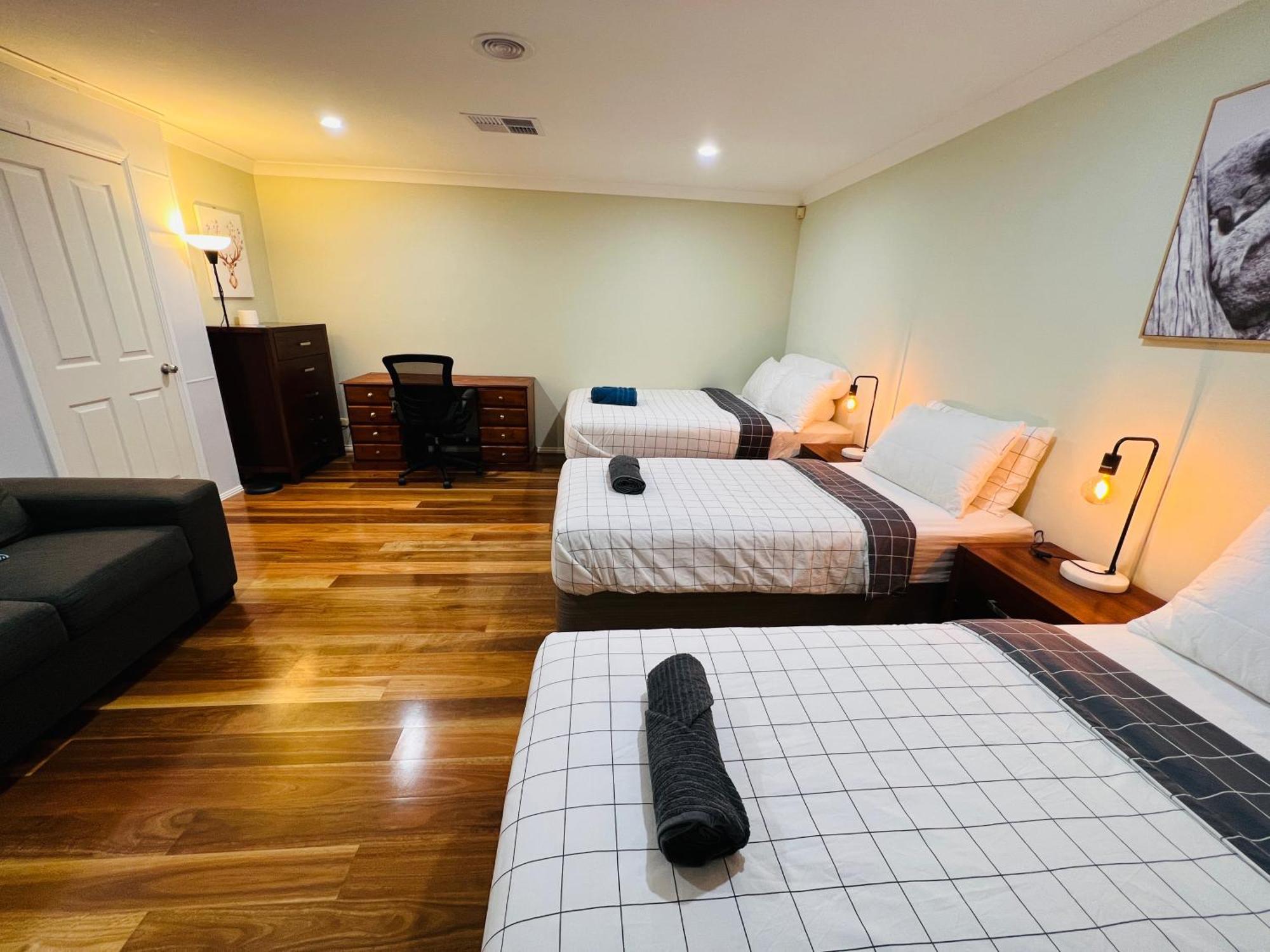 Spacious 6 Bedroom Holiday Home 15 Min Away From Melbourne Airport Sydenham Exteriör bild