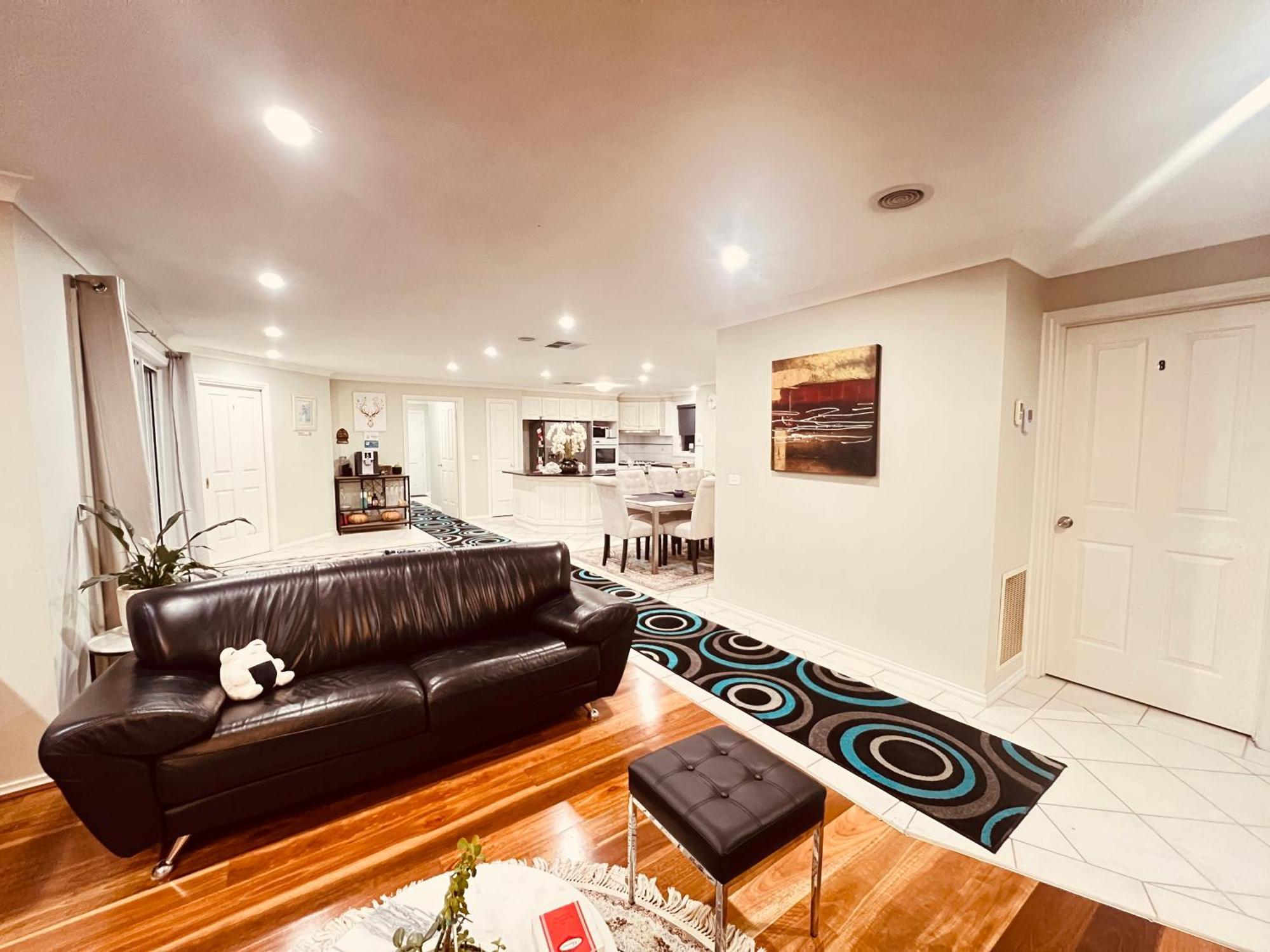 Spacious 6 Bedroom Holiday Home 15 Min Away From Melbourne Airport Sydenham Exteriör bild