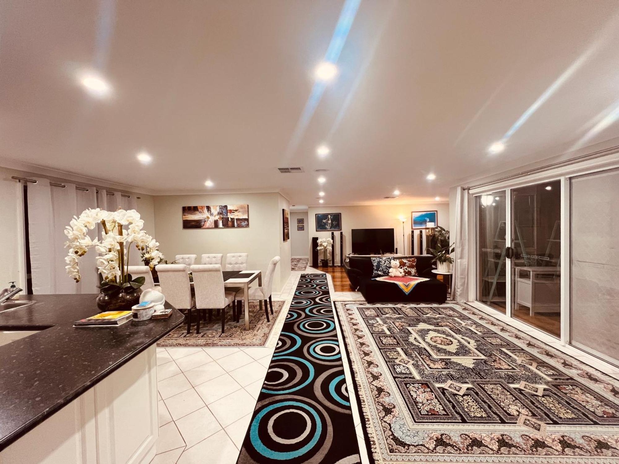 Spacious 6 Bedroom Holiday Home 15 Min Away From Melbourne Airport Sydenham Exteriör bild