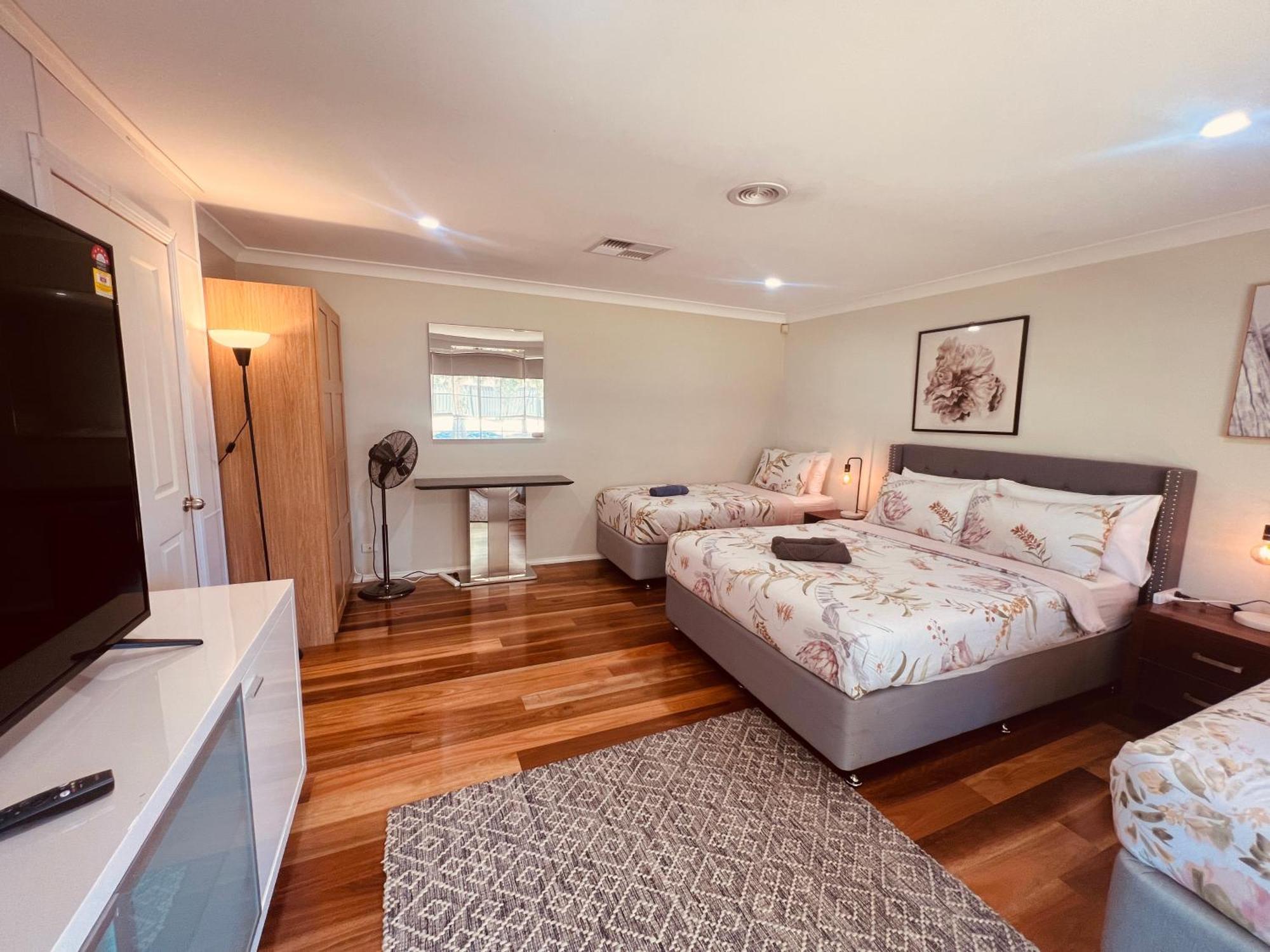 Spacious 6 Bedroom Holiday Home 15 Min Away From Melbourne Airport Sydenham Exteriör bild